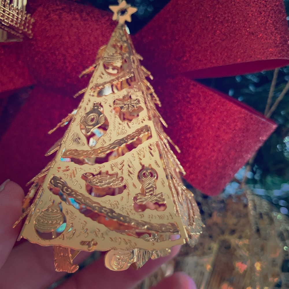 Danbury Mint Collectable 22k ornament